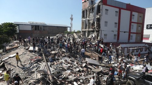 Así vivieron colombianos el devastador terremoto de 7.4 grados