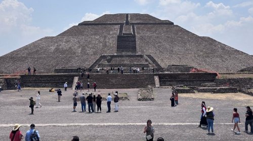 Reabre zona de Teotihuacán tras tiroteo que dejó 13 heridos