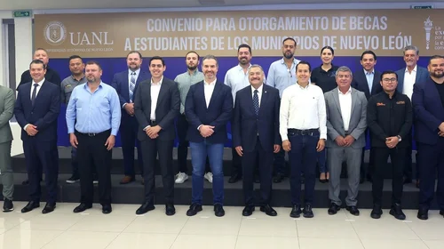 Otorgará la UANL becas a alumnos de 27 municipios de Nuevo León