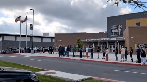 Estudiante de 15 años hiere a maestra y se quita la vida en Texas