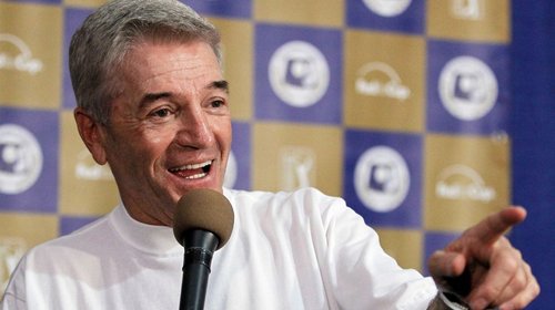 Muere Tom Dreesen, comediante y telonero de Frank Sinatra