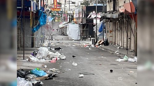 Toneladas de basura invaden el centro de Monterrey
