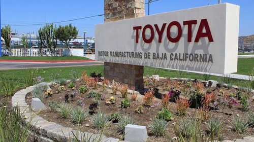 Buscan proteger empleos ante reestructuración de Toyota México