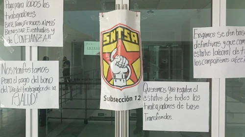 Trabajadores de Salud toman oficinas de Reynosa en protesta