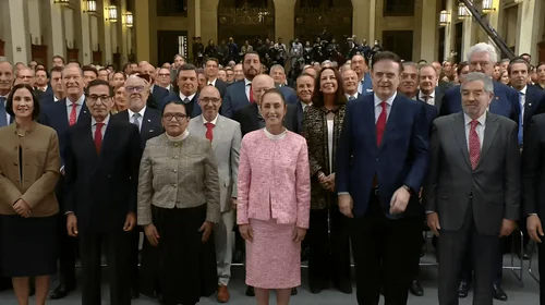 Tras pausa de aranceles, Sheinbaum e IP sostienen reunión