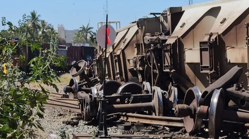 Descarrila tren cargado de granos en Culiacán; no hay víctimas