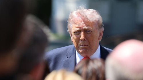 Trump dice que Irán 'no se reirá más' de Estados Unidos