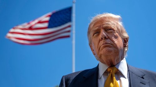 Trump se somete a tercer chequeo médico durante segundo mandato