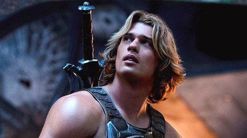 Nicholas Galitzine dice no a la peluca para ser He-Man
