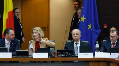 UE organiza conferencia de paz para influir en Medio Oriente