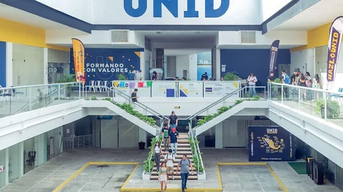 La UNID celebra sus 25 años formando profesionales exitosos