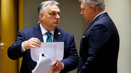 Unión Europea acuerda apoyo de 54 mil mdd para Ucrania