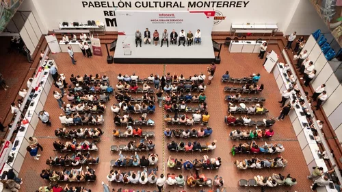 Asisten 3,000 trabajadores a feria de servicios del Infonavit