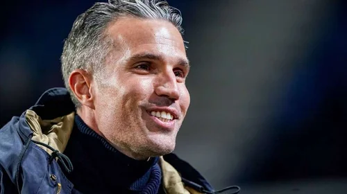 Robin van Persie es el nuevo entrenador del Feyenoord