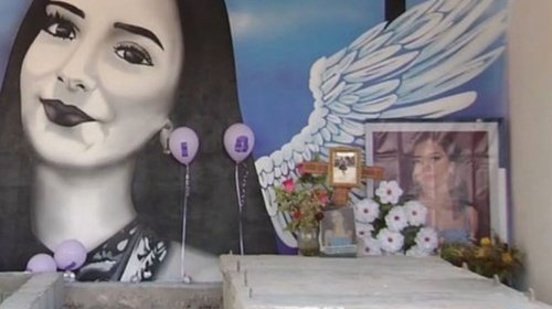 Vandalizan y roban tumba de Debanhi Escobar en Galeana