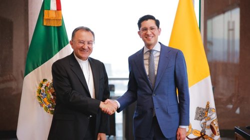 México y Vaticano refuerzan cooperación tras reunión diplomática