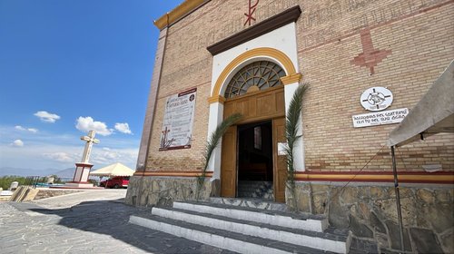 Alistan viacrucis con innovaciones en Ojo de Agua
