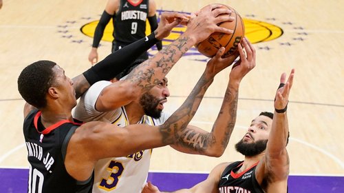 Victoria de los Lakers de Los Ángeles sobre Houston 107-97