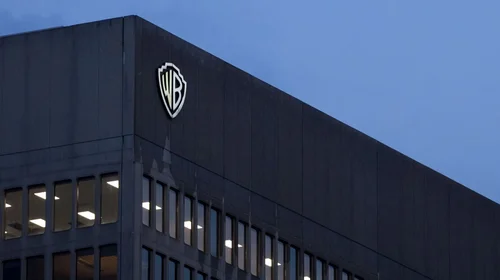 Despide Warner Bros al 10% de su personal cinematográfico