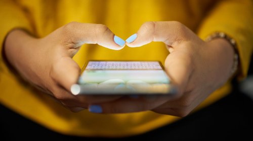 Incrementan fraudes por mensajes de texto y WhatsApp