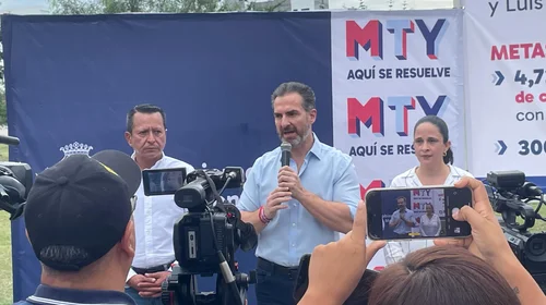 Retoman trabajos de reconstrucción en calle Filósofos de zona Tec