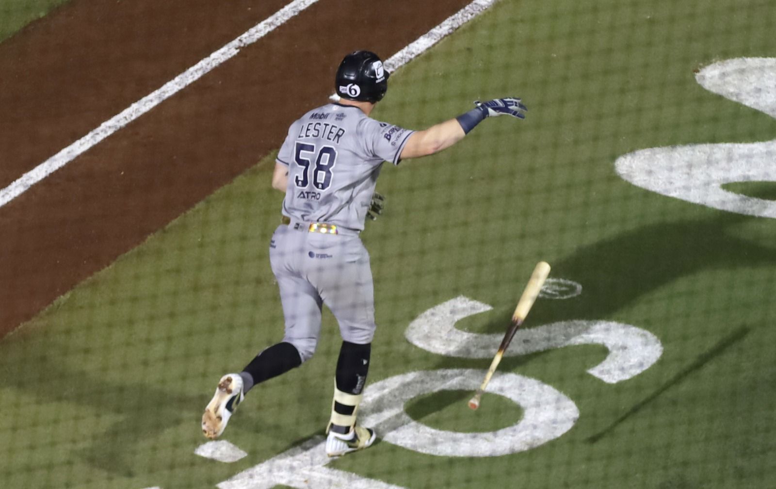 sultanes-blanquea-toros-empata-serie-campeonato.jpg