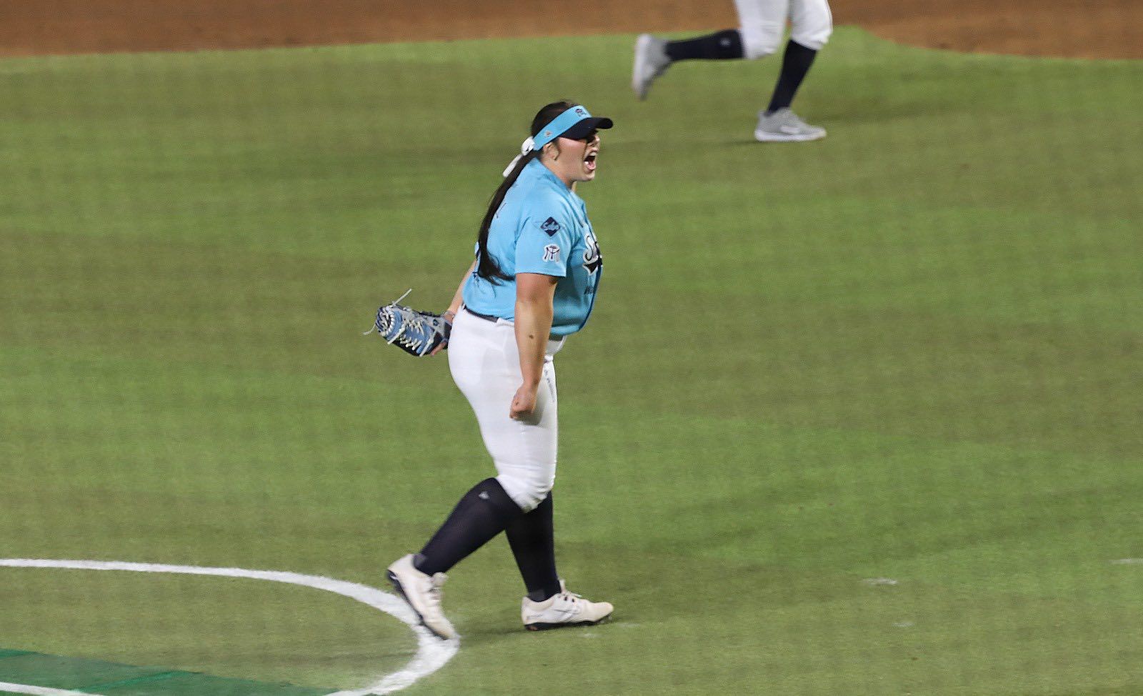 sultanes femenil monterrey.jpg