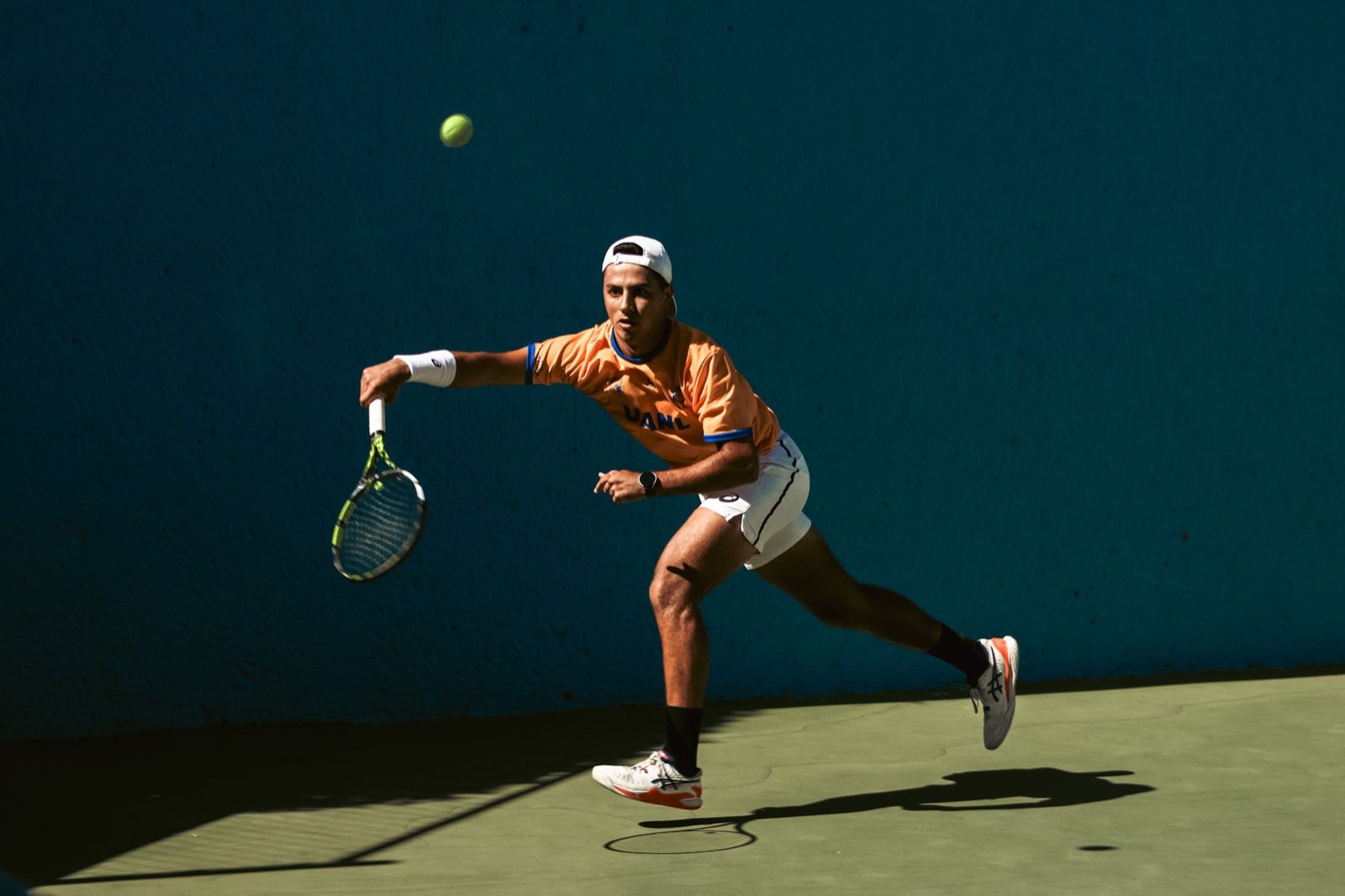 tenis-tigres-uanl-universiada.jpeg