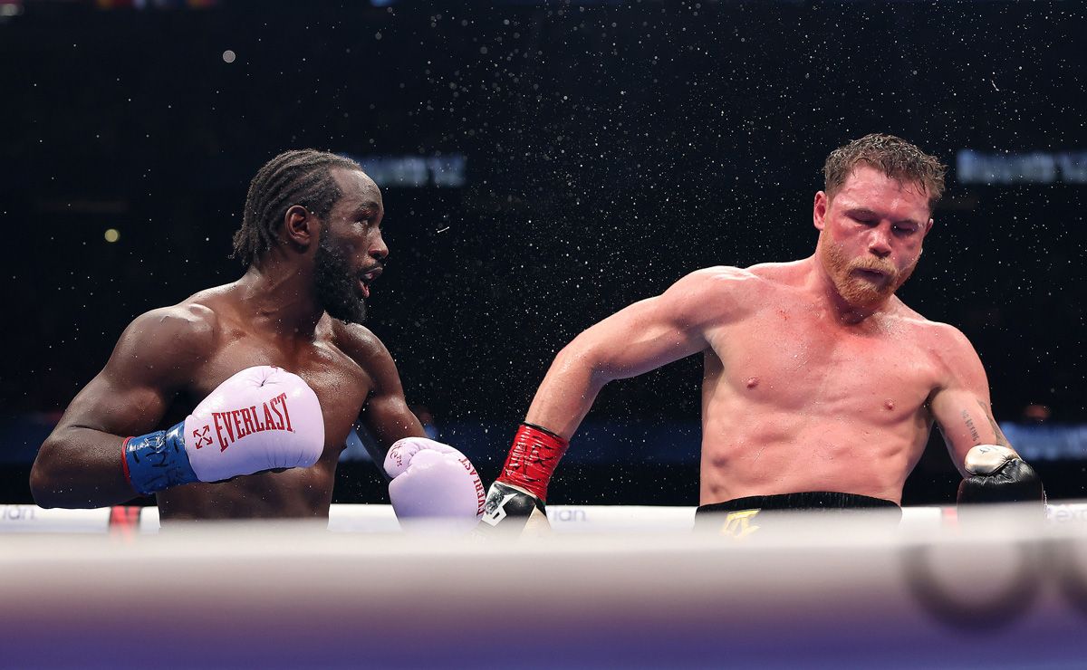 terence-crawford-en-su-pelea-contra-canelo-alvarez.jpg