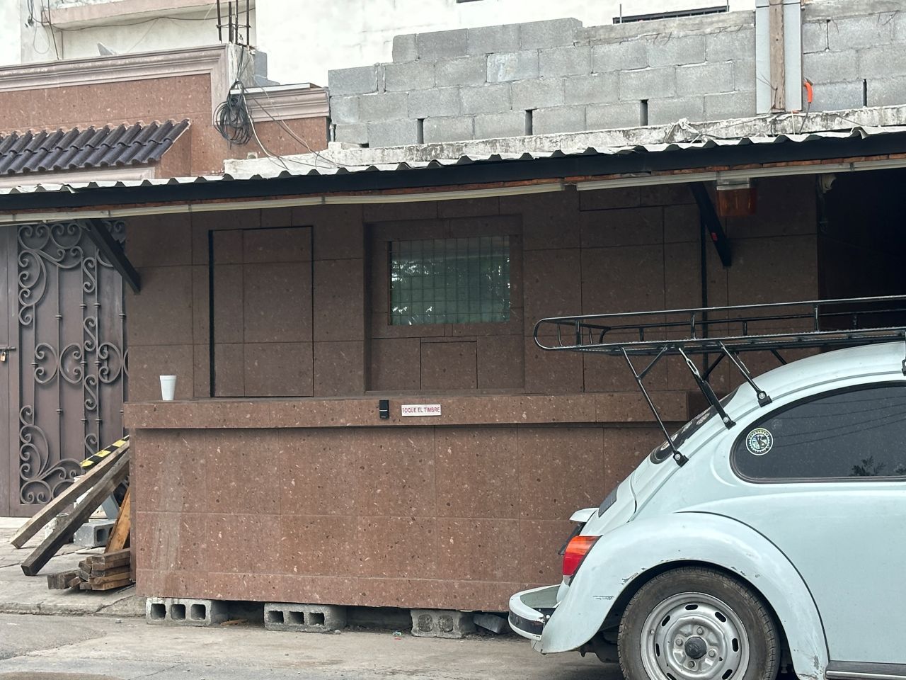 tienda-banqueta-guadalupe1.jpg