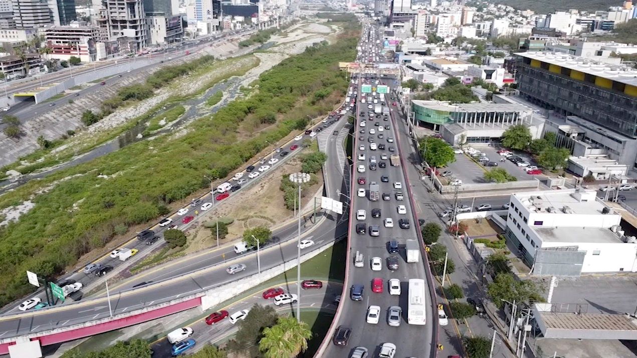trafico-avenidas-monterrey.jpg
